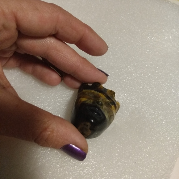 Tigers eye Tribal mask carving 34.2g - Picture 2 of 8